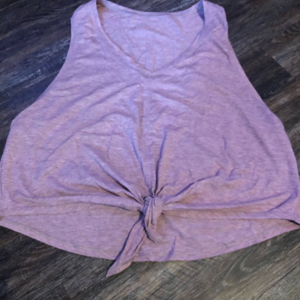 Lululemon crop tank, size 10